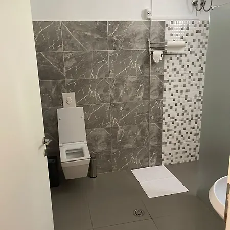 Aries Appartement Sarandë
