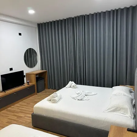 Aries Sarandë