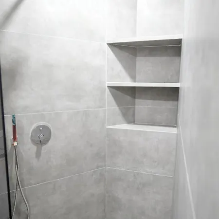 Aries Apartment Sarande